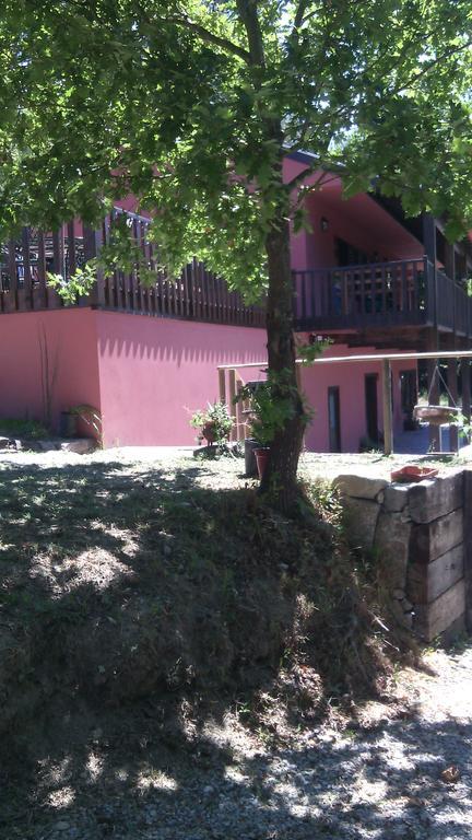 فندق Marco de Canavezesفي  Eco Camping Juncal المظهر الخارجي الصورة